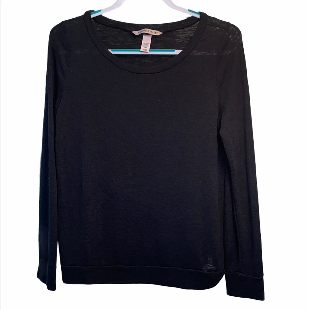 Victoriaβs Secret sweater round neck super soft long sleeve Size small